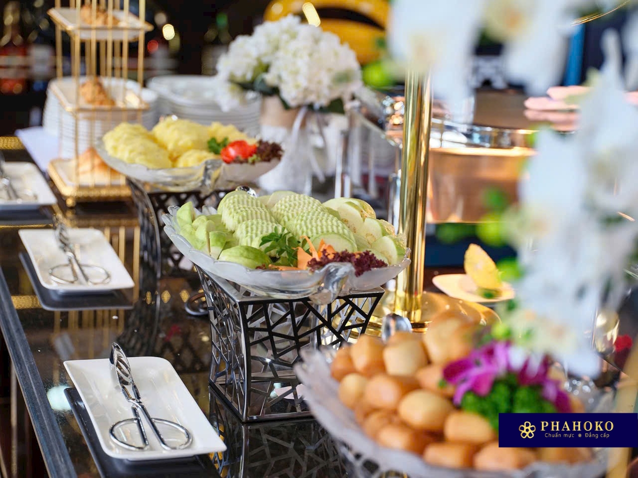 thiet bi buffet du thuyen 99 3 2