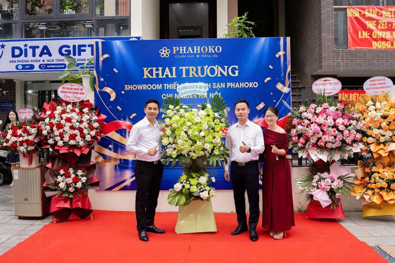Phahoko khai trương cs Hn 2