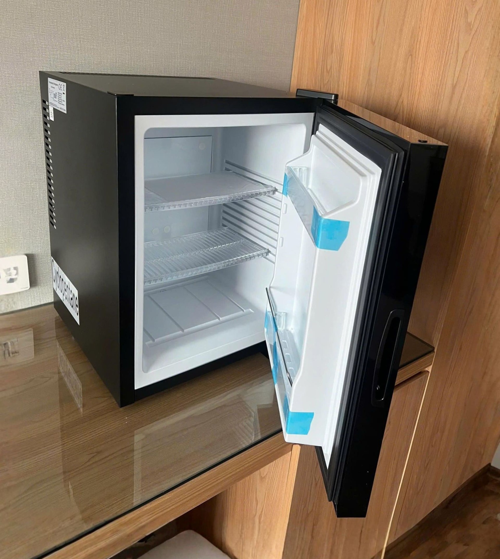 Tủ mát Mini cánh gương2