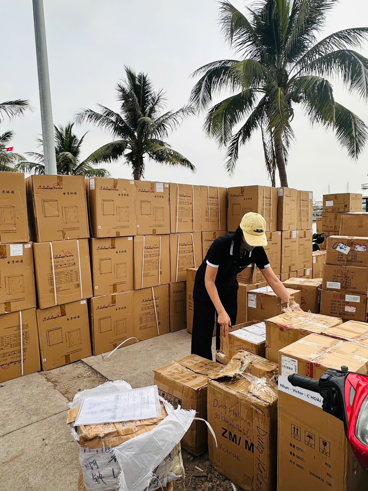 Giao hàng Du thuyền Victorious