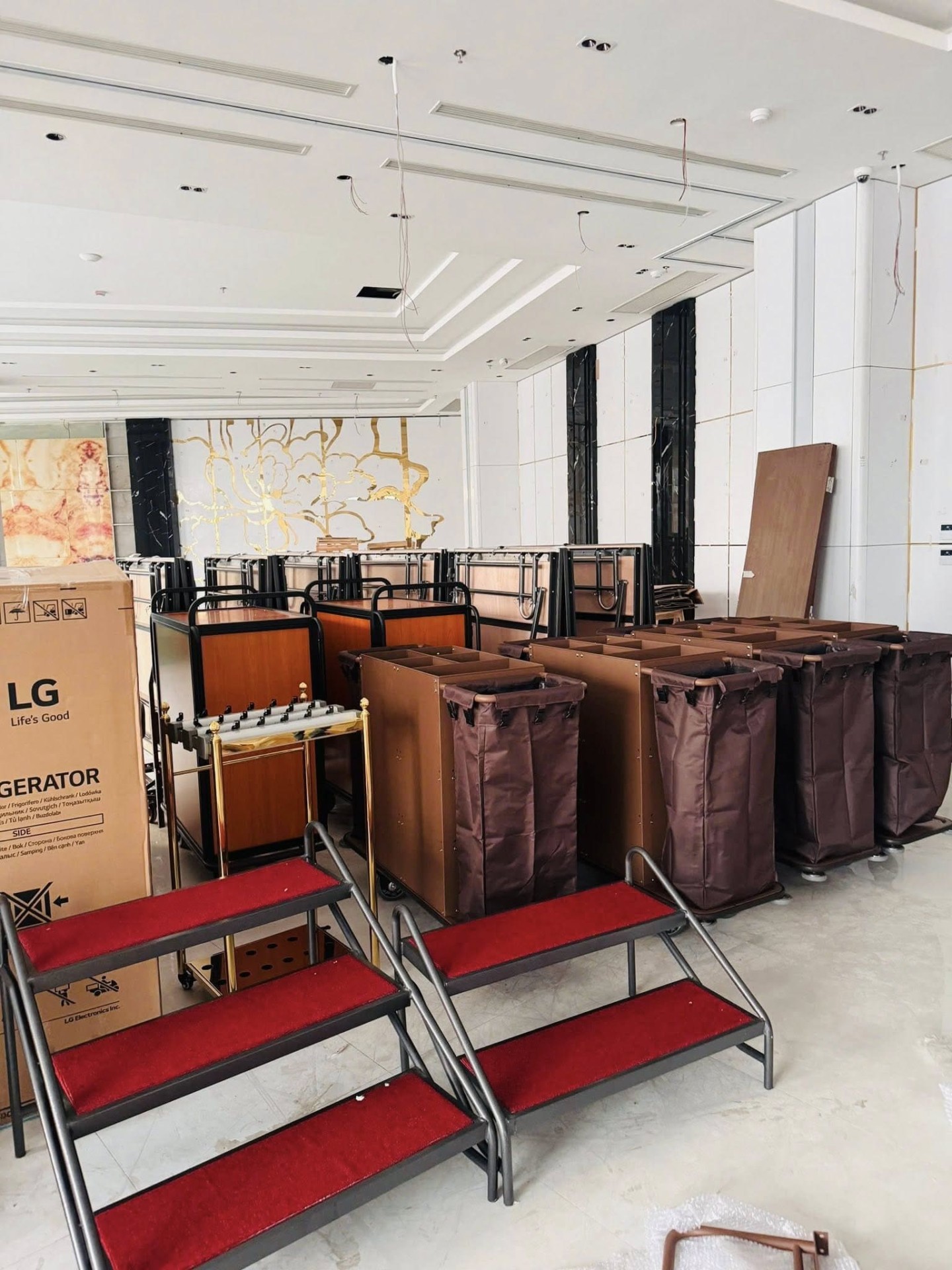 BÀN GIAO THIẾT BỊ SỰ KIỆN PHOENIX CROWN22
