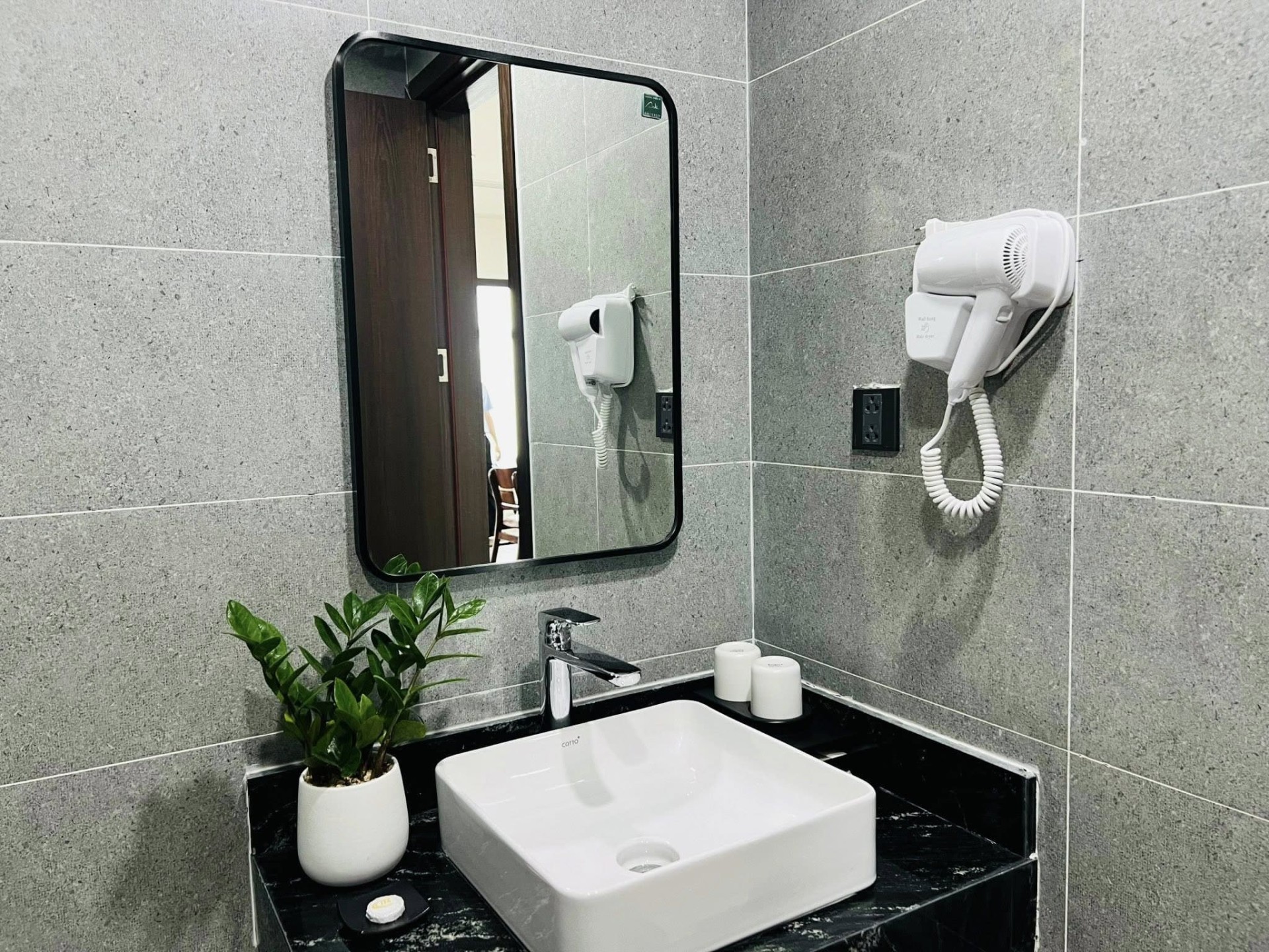 Thiết bị khách sạn 4
