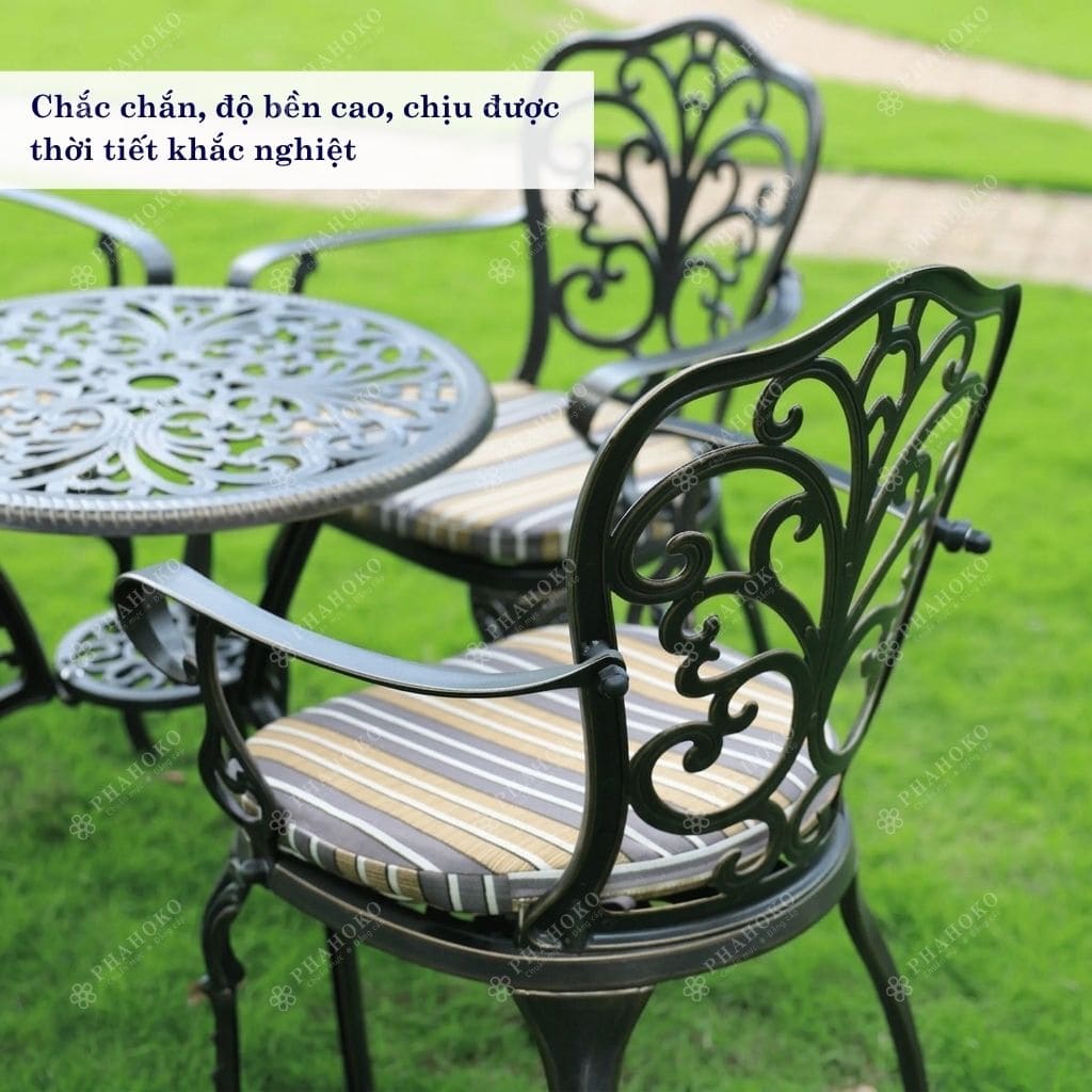 Bàn ghế nhôm đúc12
