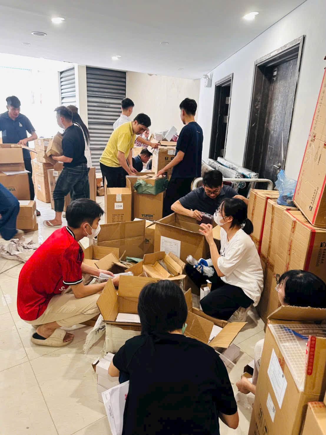 Giao hàng D’Celes Hotel Việt Trì Phú Thọ4