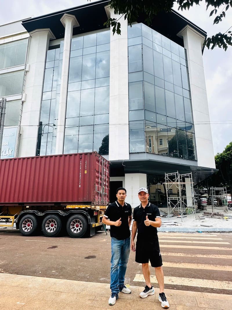 BÀN TRÒN MÂM XOAY ĐIỆN ĐẮK LÁK8