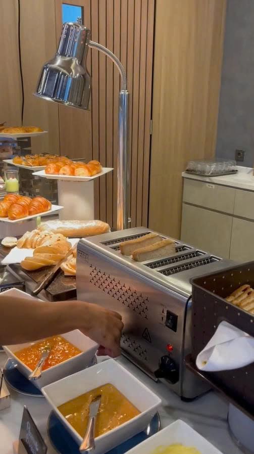 Quầy buffet 2