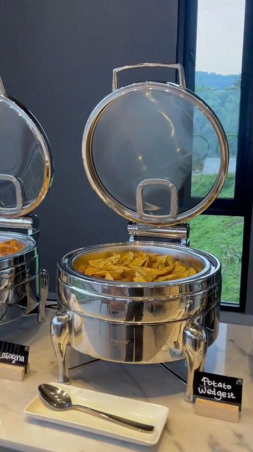 Setup quầy buffet chuẩn đẳng cấp 5 sao cùng Phahoko